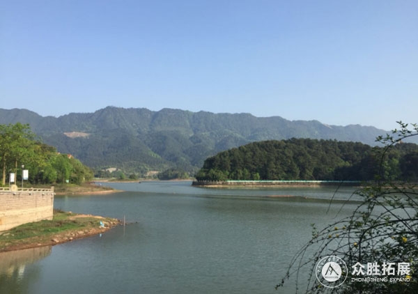 重慶大足龍水湖拓展基地